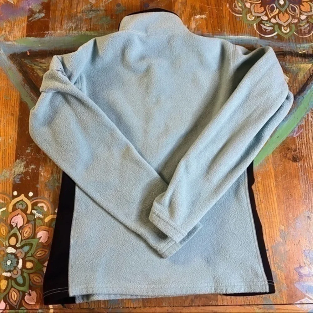 Really clean lightly used The North Face Fleece in a size Xtra Small - Picture 2 of 9